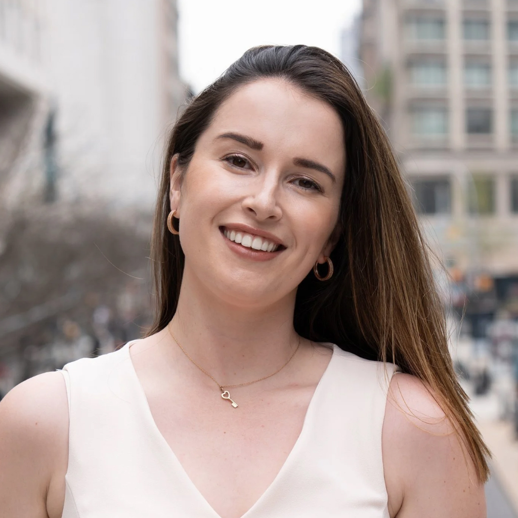 Katie Jenkins is a multi-award-winning Welsh composer and producer based in New York City, renowned for her distinctive sound—evocative of her Welsh heritage and infused with the dynamic energy of New York City.